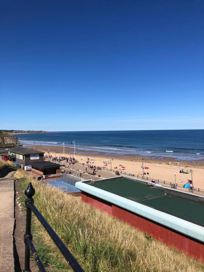 Roker Cottage, luxury seaside apartment, private parking, sky tv Sunderland  Exteriör bild